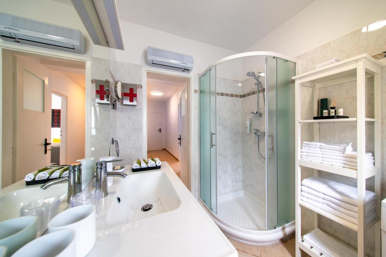 Apartment Axelle 50 Meters To The Beach Баньоле Екстериор снимка